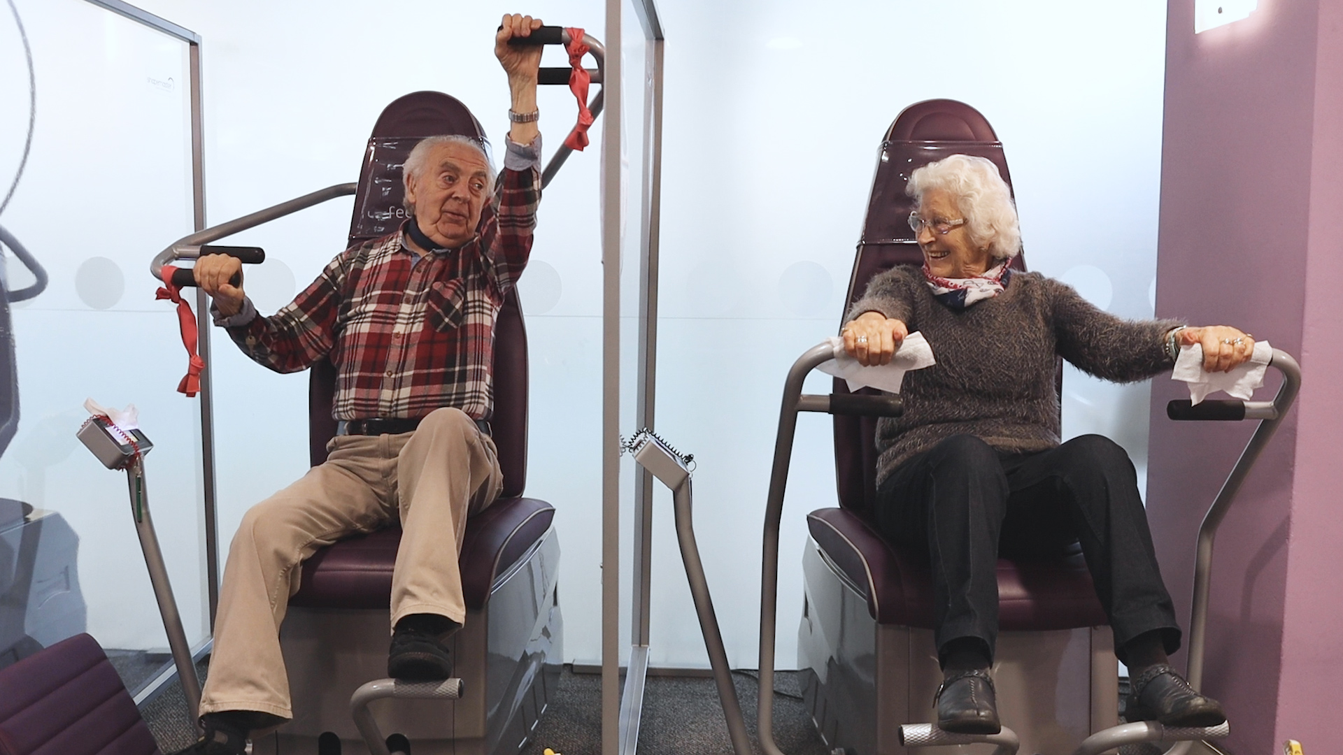 Fitness equipment for online older adults