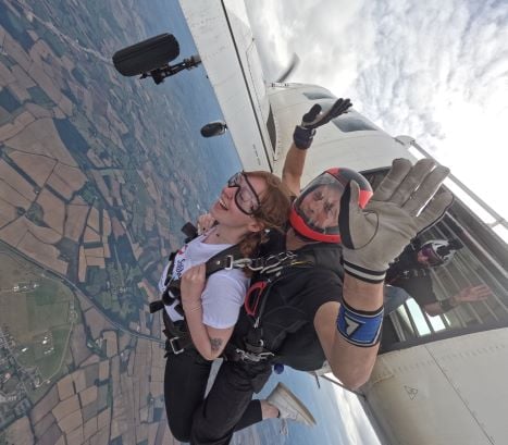 Courtney skydive 467px.jpg