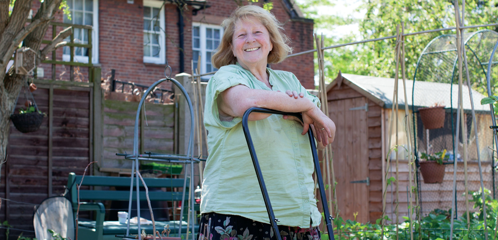 Woman_Allotment_042_984x475.png